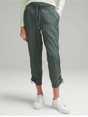 lululemon athletica Olive Drawstring Capri Joggers